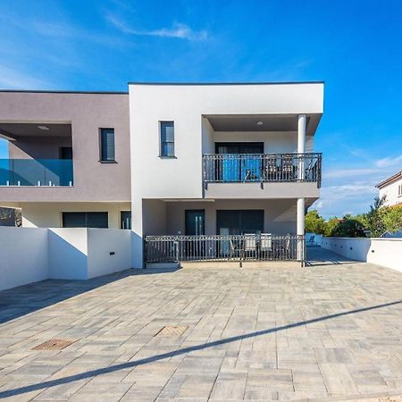 Apartment Spanic 1 Vir Exterior foto