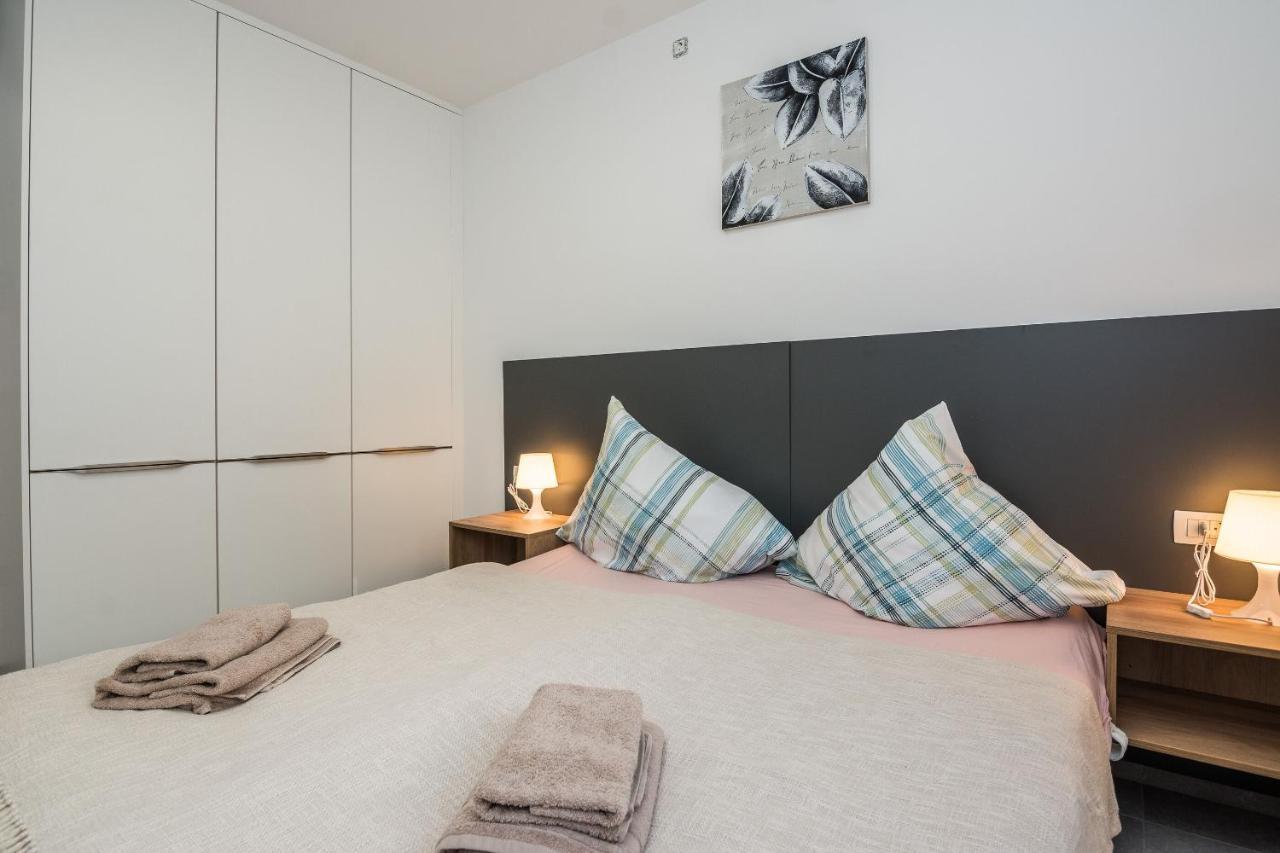 Apartment Spanic 1 Vir Exterior foto